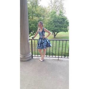 Meet your Posher, Carlie